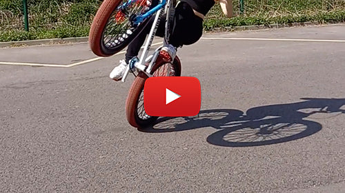 Female Wheelies in France!