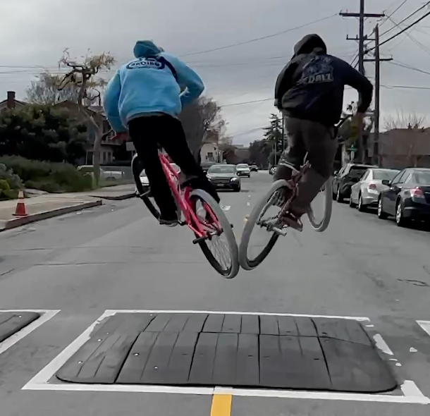 Santos Doesn't Stop! SE BIKES Powered By BikeCo